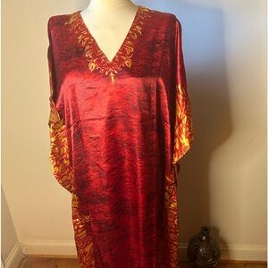 Long kaftan with gold detail